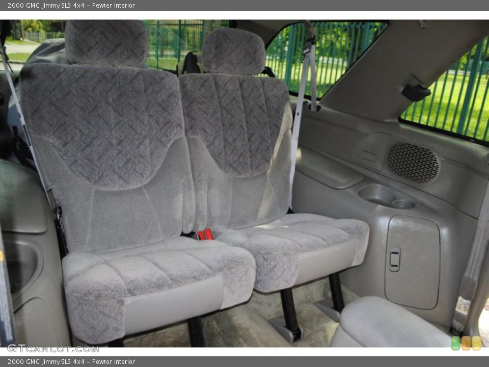 Pewter Interior Photo for the 2000 GMC Jimmy SLS 4x4 #49509045