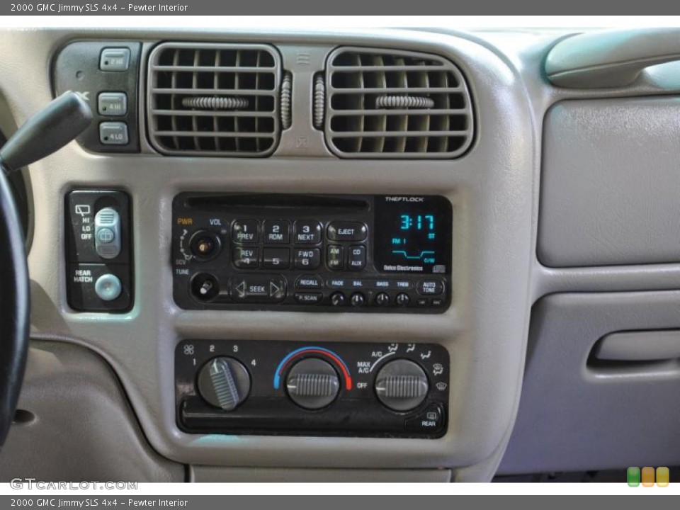Pewter Interior Controls for the 2000 GMC Jimmy SLS 4x4 #49509108