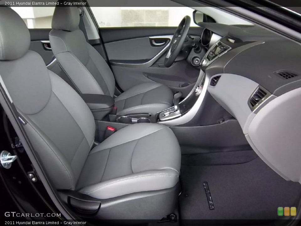Gray Interior Photo for the 2011 Hyundai Elantra Limited #49517582