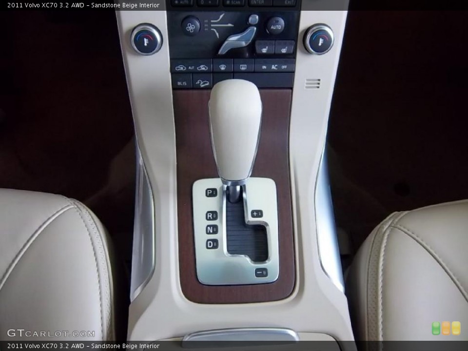 Sandstone Beige Interior Transmission for the 2011 Volvo XC70 3.2 AWD #49518062