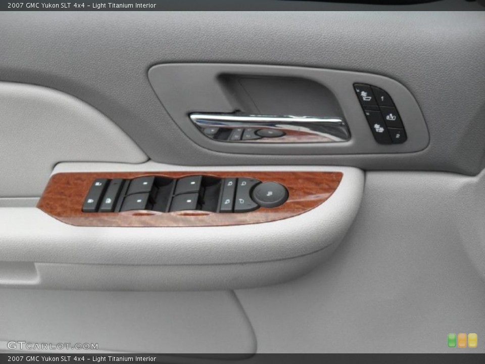 Light Titanium Interior Controls for the 2007 GMC Yukon SLT 4x4 #49519055