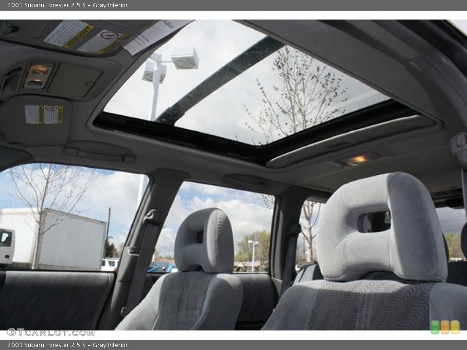 Gray Interior Sunroof for the 2001 Subaru Forester 2.5 S #49527602
