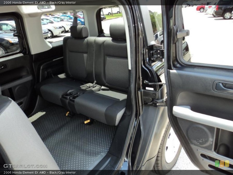 Black/Gray Interior Photo for the 2006 Honda Element EX AWD #49536209