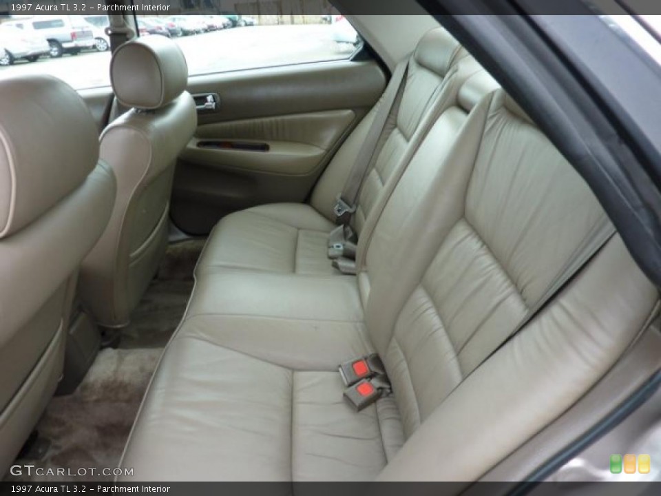 Parchment 1997 Acura TL Interiors