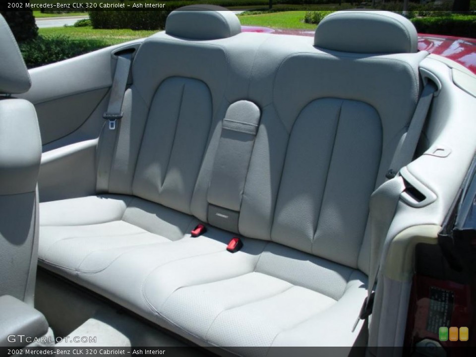 Ash Interior Photo for the 2002 Mercedes-Benz CLK 320 Cabriolet #49540184