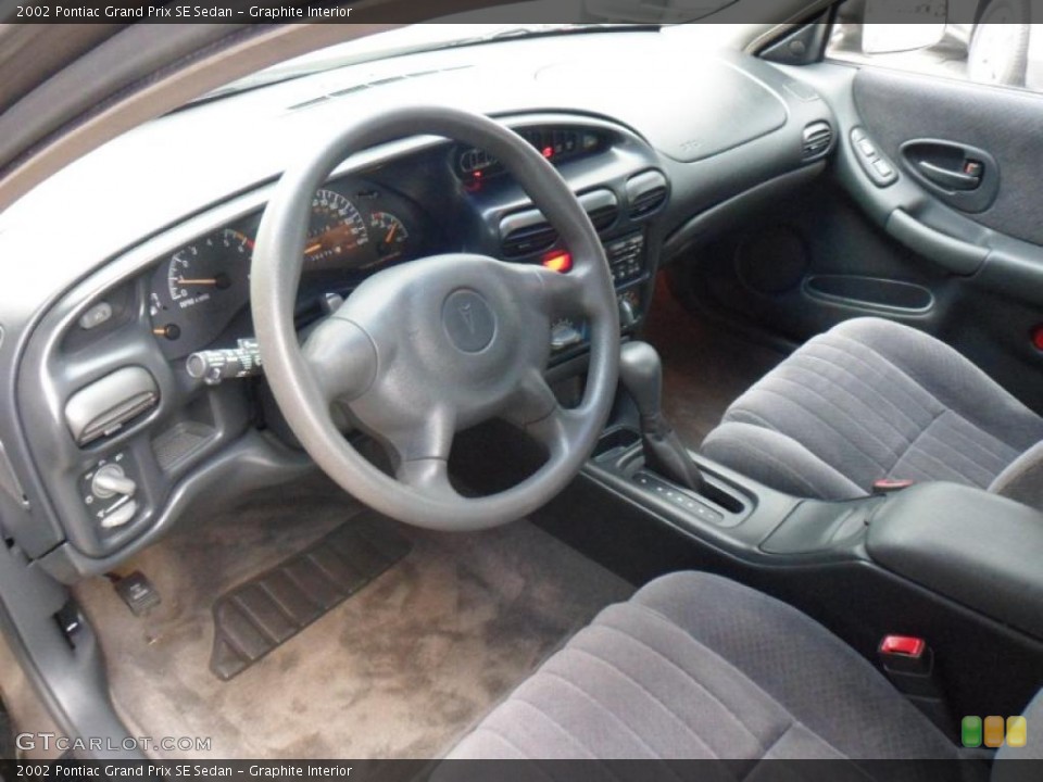 Graphite Interior Photo for the 2002 Pontiac Grand Prix SE Sedan #49543927