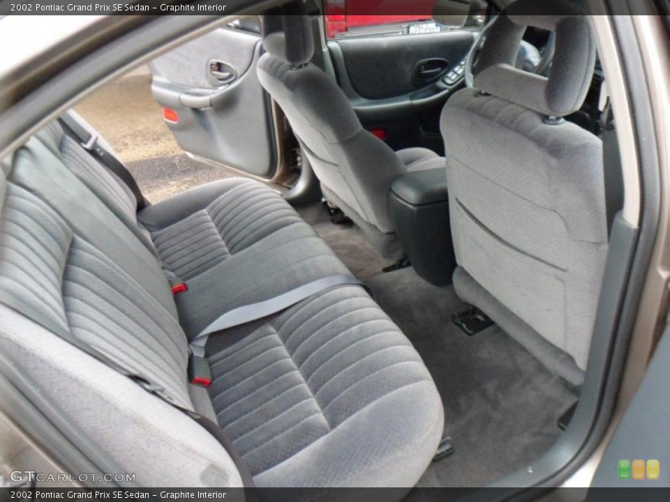 Graphite Interior Photo for the 2002 Pontiac Grand Prix SE Sedan #49544012