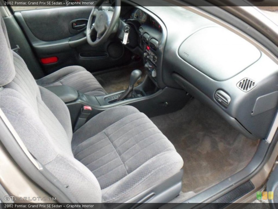 Graphite Interior Photo for the 2002 Pontiac Grand Prix SE Sedan #49544051