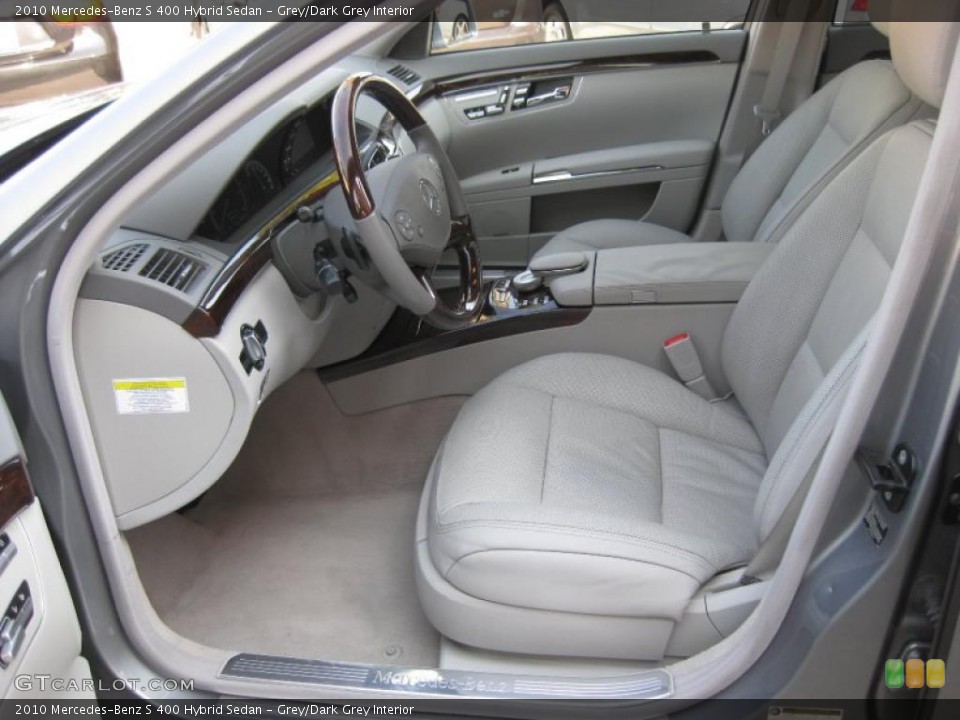 Grey/Dark Grey Interior Photo for the 2010 Mercedes-Benz S 400 Hybrid Sedan #49549766