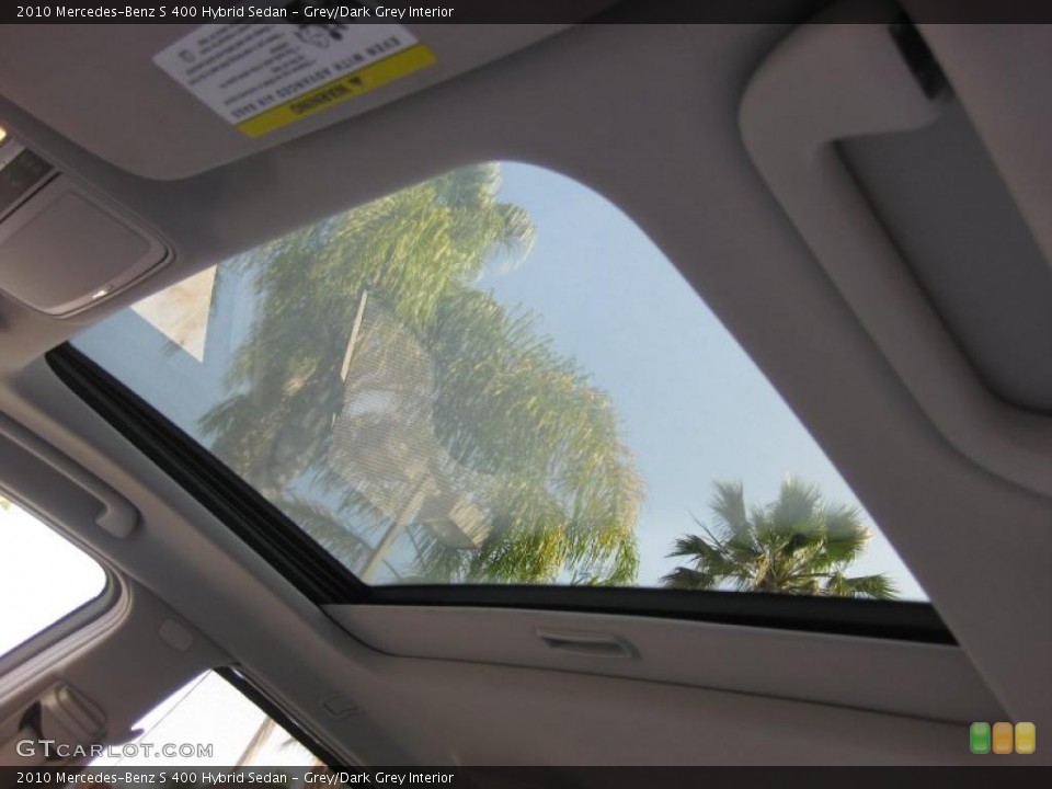 Grey/Dark Grey Interior Sunroof for the 2010 Mercedes-Benz S 400 Hybrid Sedan #49549793