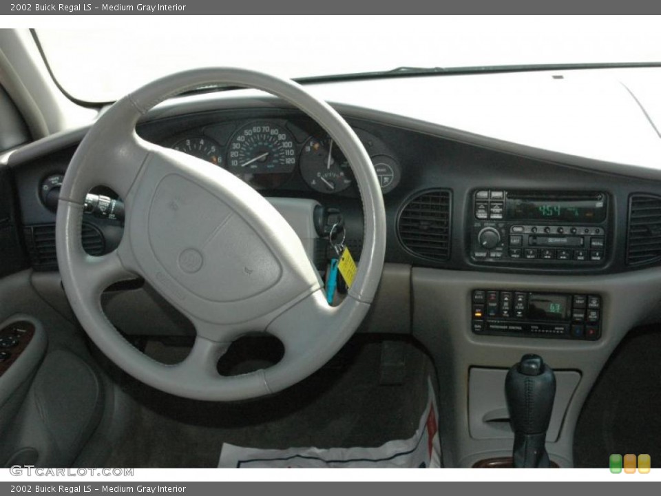 Medium Gray Interior Dashboard for the 2002 Buick Regal LS #49550786