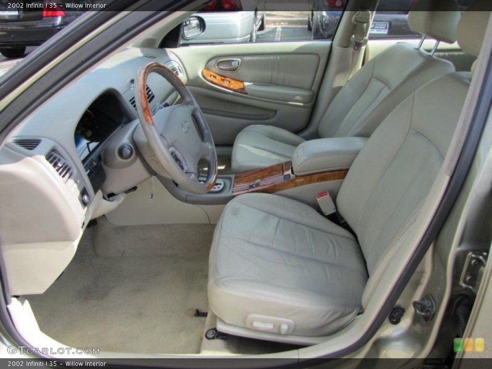 Willow Interior Photo for the 2002 Infiniti I 35 #49557491