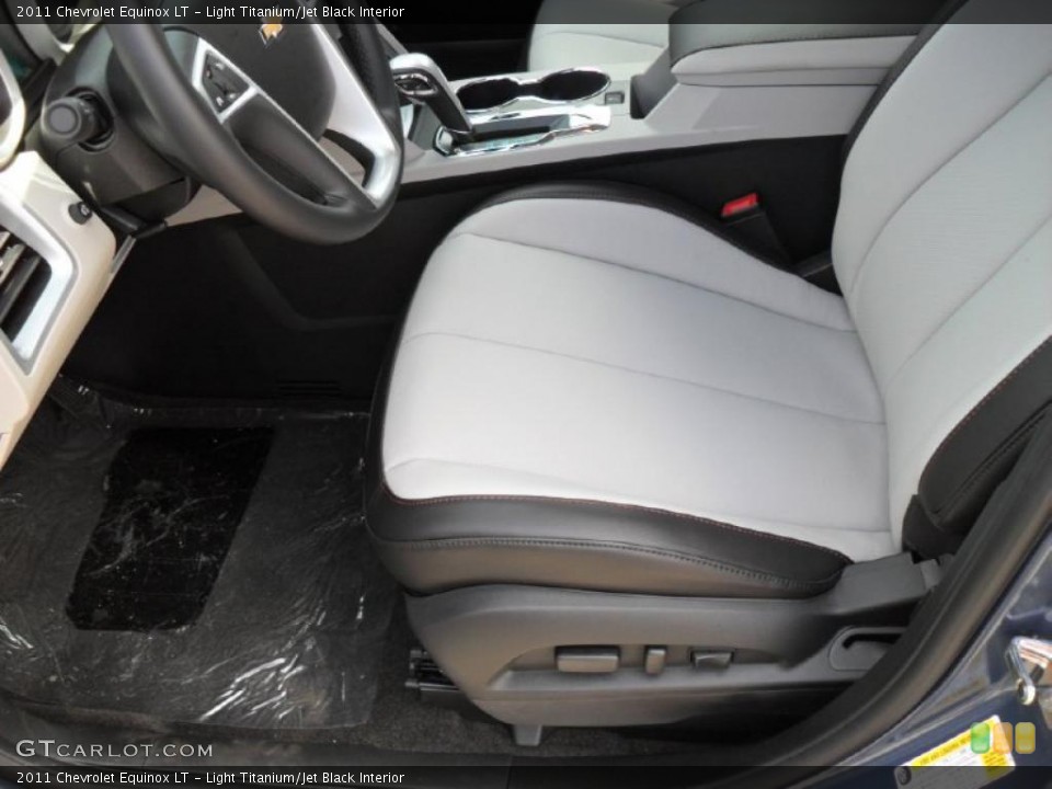 Light Titanium/Jet Black Interior Photo for the 2011 Chevrolet Equinox LT #49573270