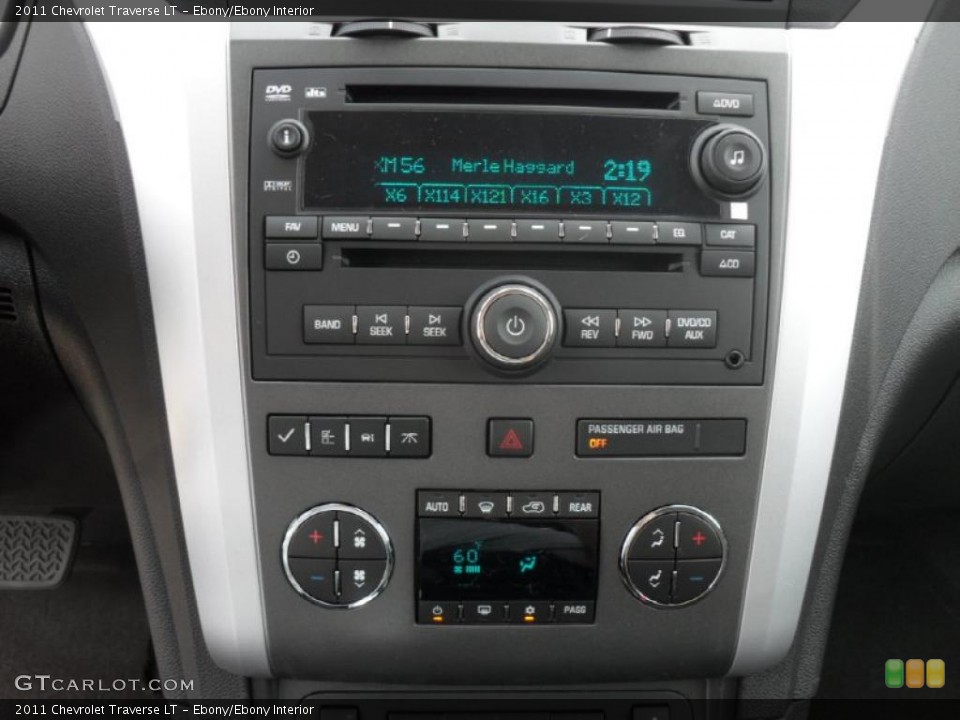Ebony/Ebony Interior Controls for the 2011 Chevrolet Traverse LT #49574398
