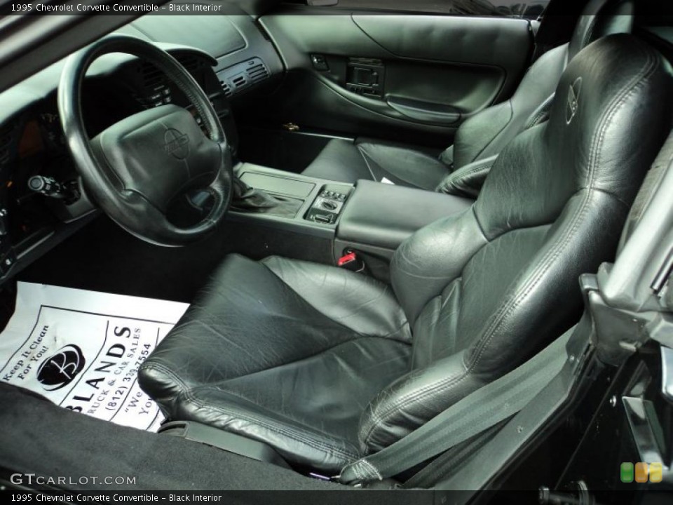 Black Interior Photo for the 1995 Chevrolet Corvette Convertible #49578310