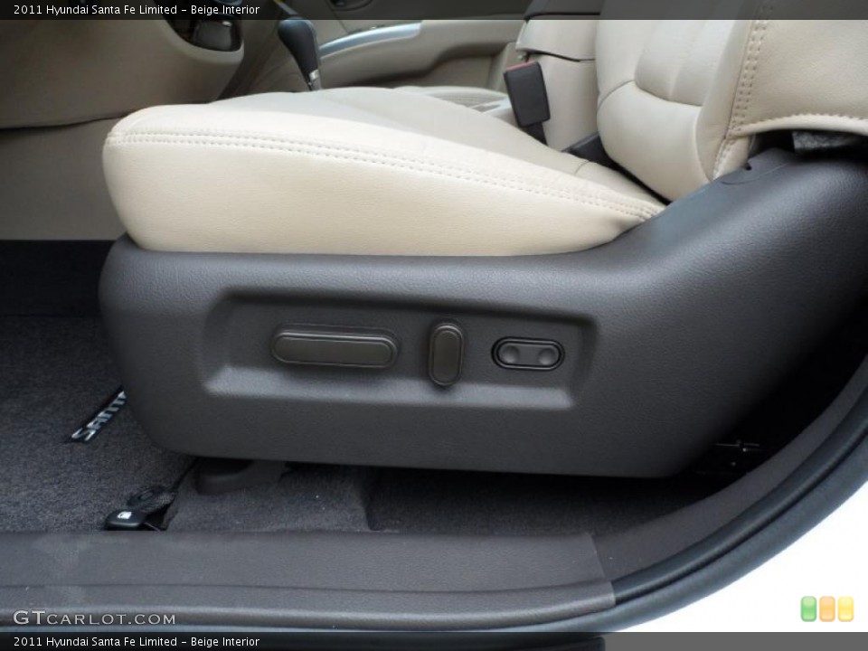 Beige Interior Controls for the 2011 Hyundai Santa Fe Limited #49579867
