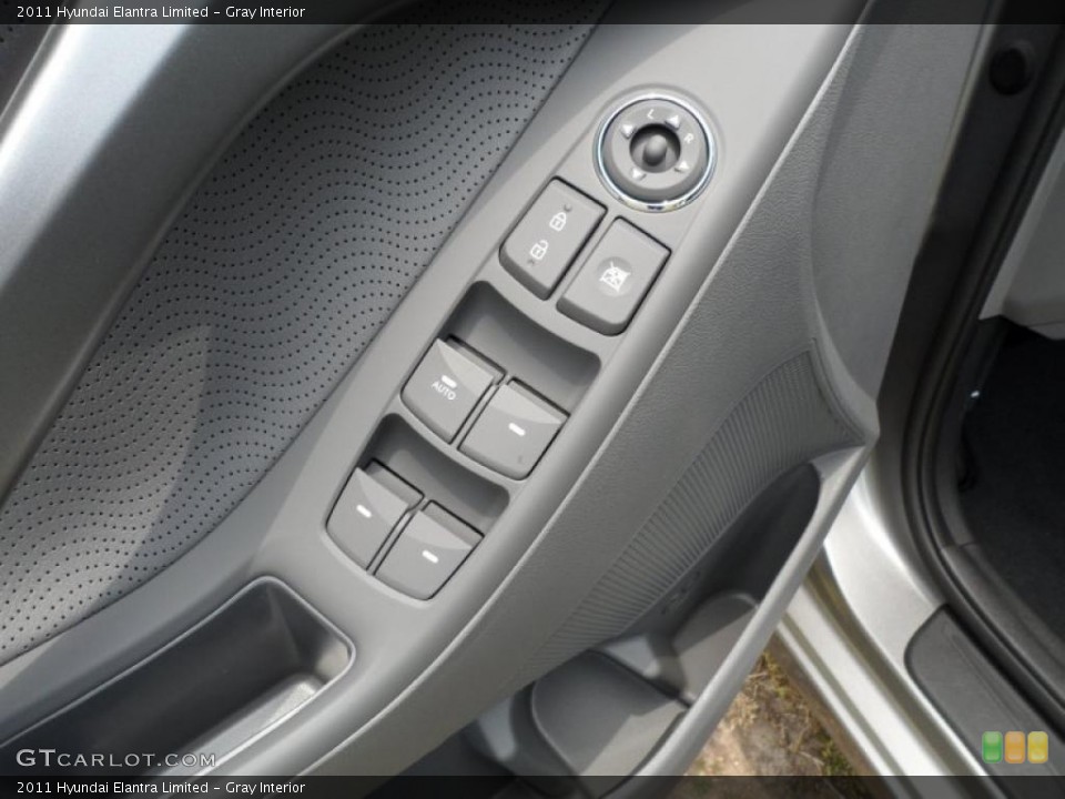 Gray Interior Controls for the 2011 Hyundai Elantra Limited #49586059
