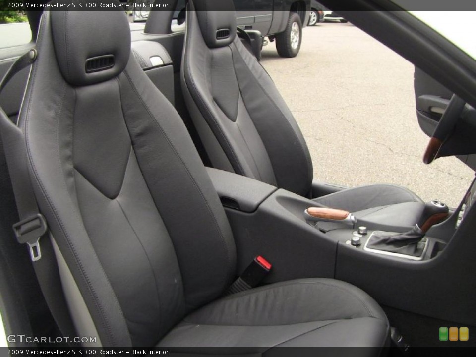 Black Interior Photo for the 2009 Mercedes-Benz SLK 300 Roadster #49587646