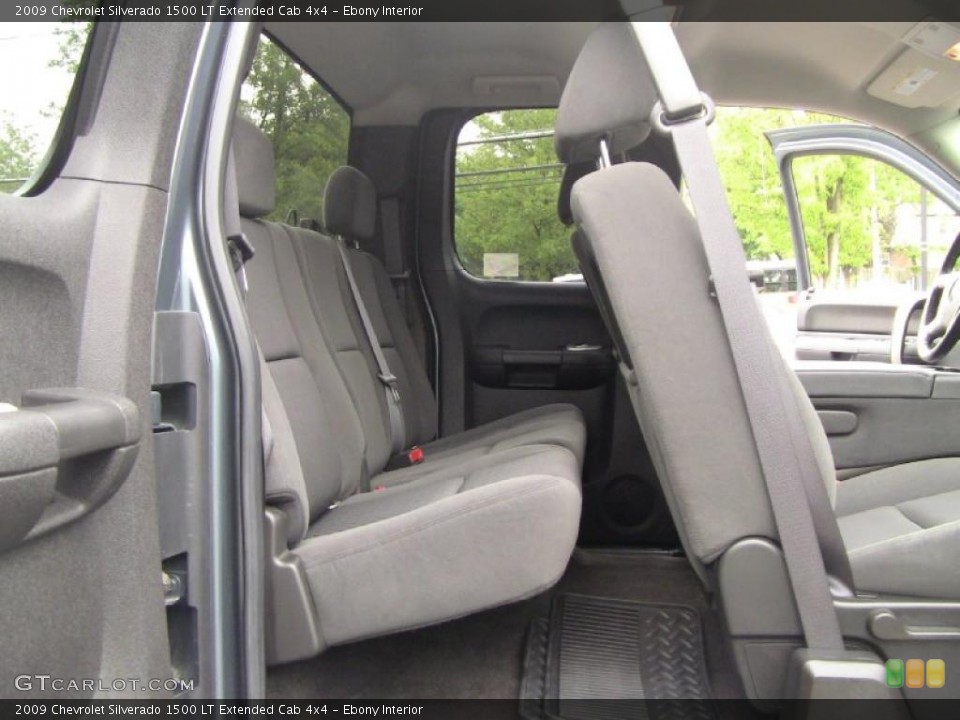 Ebony Interior Photo for the 2009 Chevrolet Silverado 1500 LT Extended Cab 4x4 #49588405