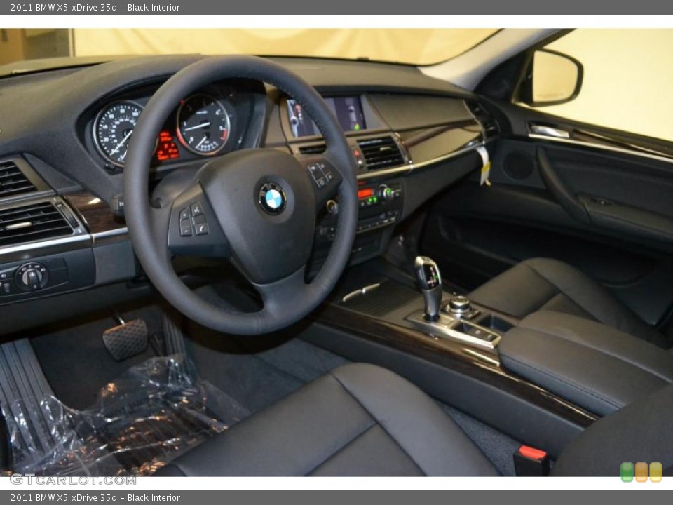 Black Interior Photo for the 2011 BMW X5 xDrive 35d #49595644