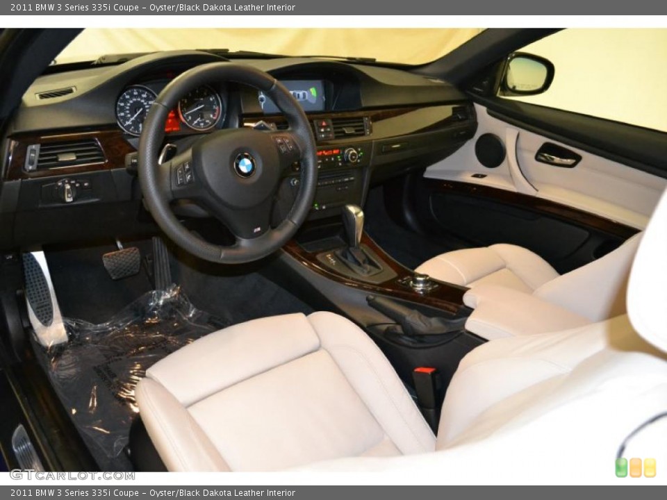 Oyster/Black Dakota Leather Interior Photo for the 2011 BMW 3 Series 335i Coupe #49600942