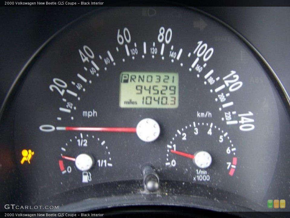 Black Interior Gauges for the 2000 Volkswagen New Beetle GLS Coupe #49603246