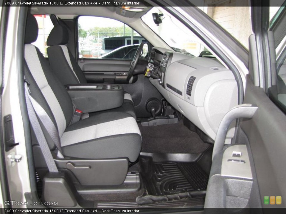 Dark Titanium Interior Photo for the 2009 Chevrolet Silverado 1500 LS Extended Cab 4x4 #49606171