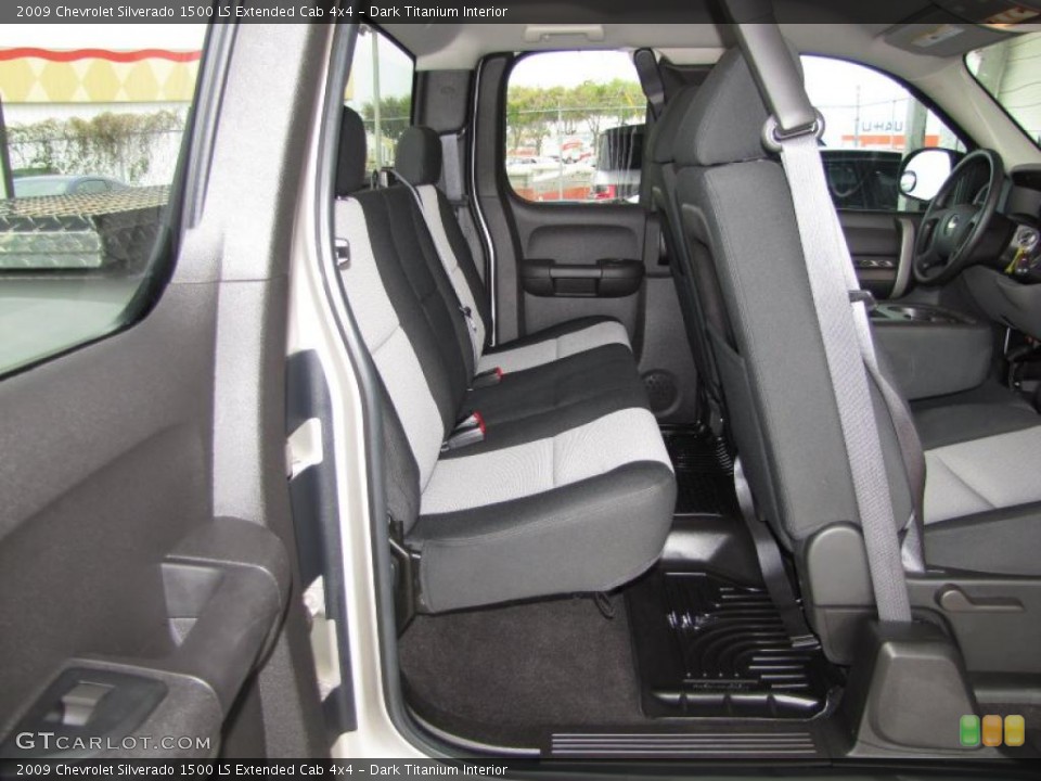 Dark Titanium Interior Photo for the 2009 Chevrolet Silverado 1500 LS Extended Cab 4x4 #49606186