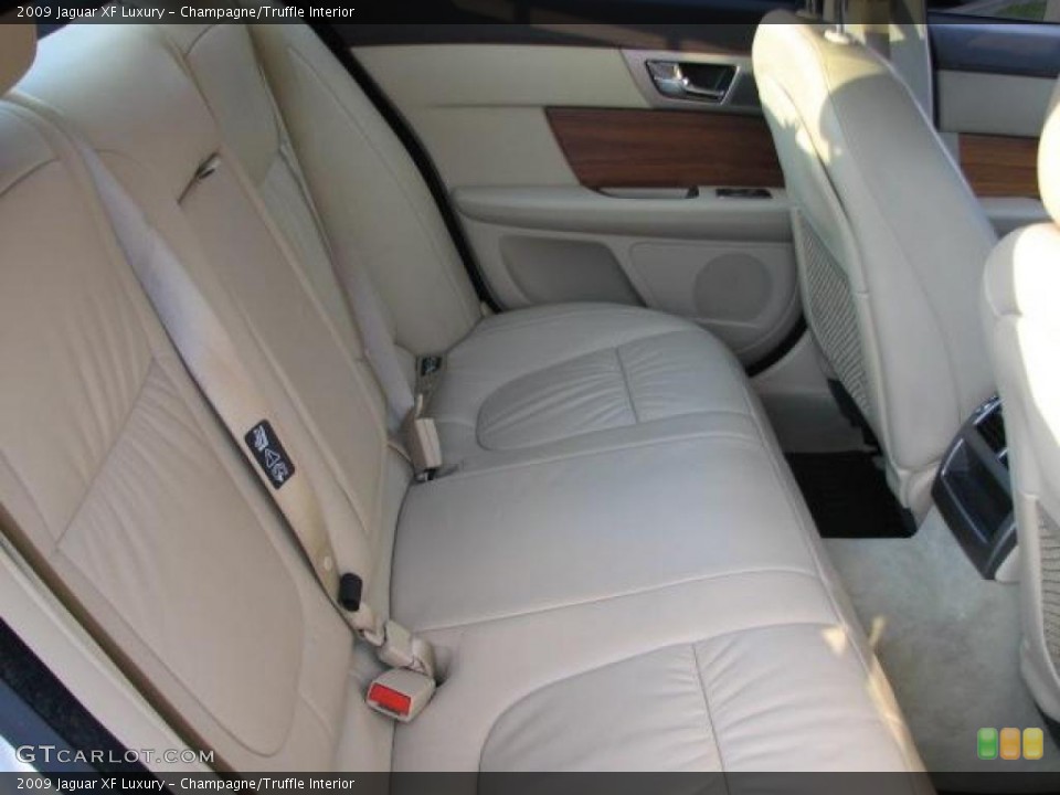 Champagne/Truffle Interior Photo for the 2009 Jaguar XF Luxury #49608718