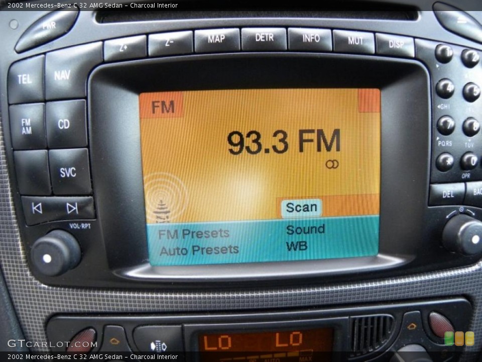 Charcoal Interior Controls for the 2002 Mercedes-Benz C 32 AMG Sedan #49611085