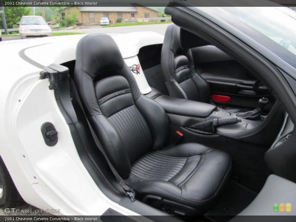 Black Interior Photo for the 2001 Chevrolet Corvette Convertible #49613359