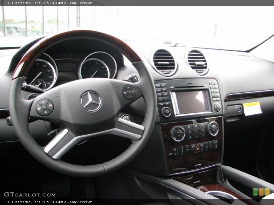 Black Interior Photo for the 2011 Mercedes-Benz GL 550 4Matic #49615078