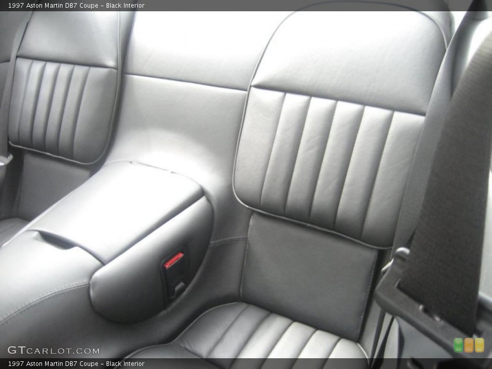 Black Interior Photo for the 1997 Aston Martin DB7 Coupe #49621102