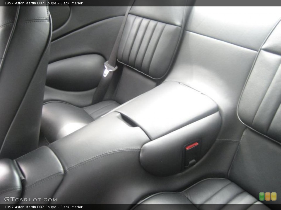 Black Interior Photo for the 1997 Aston Martin DB7 Coupe #49621120