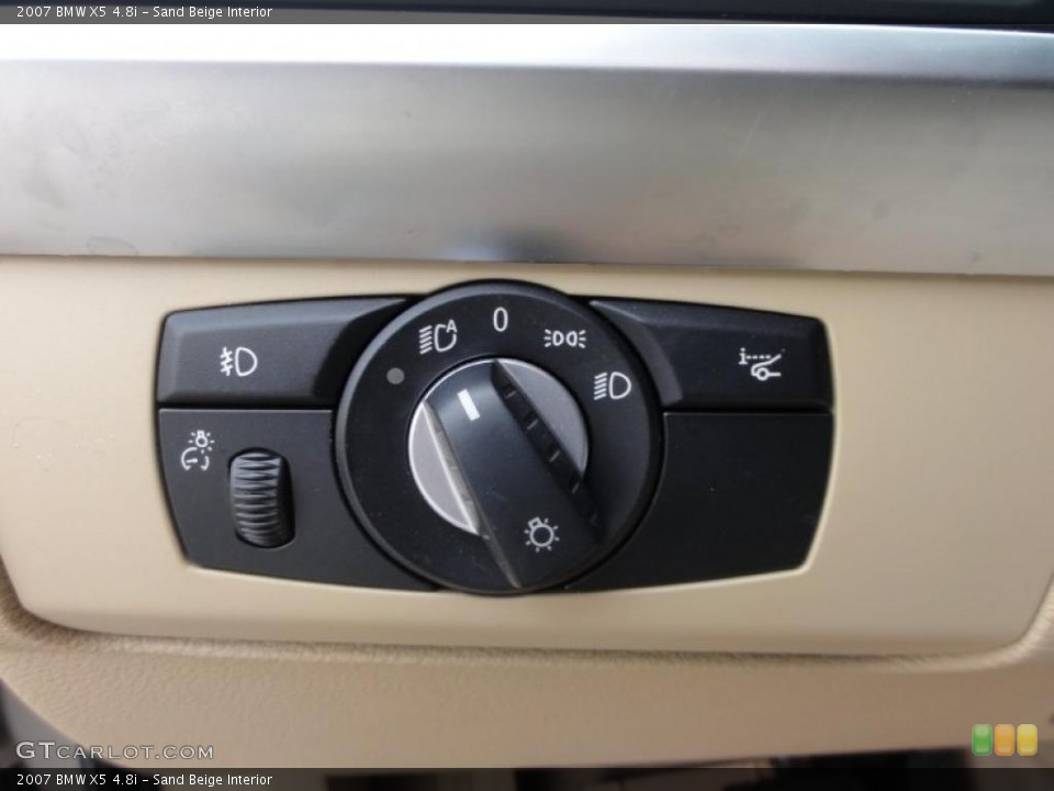 Sand Beige Interior Controls for the 2007 BMW X5 4.8i #49622209