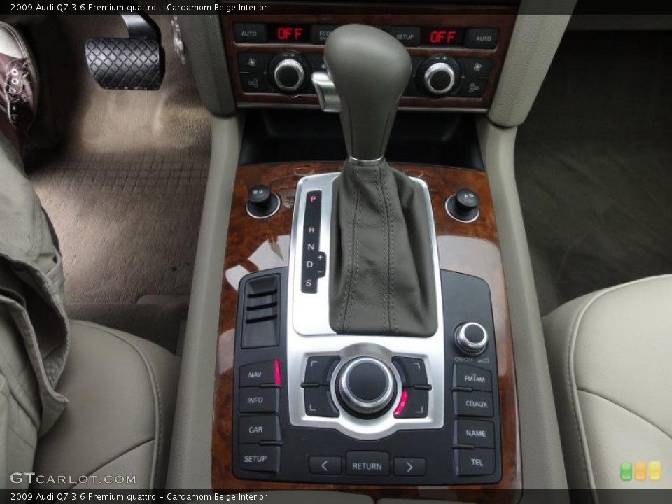 Cardamom Beige Interior Transmission for the 2009 Audi Q7 3.6 Premium quattro #49626079