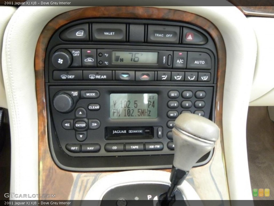 Dove Grey Interior Controls for the 2001 Jaguar XJ XJ8 #49627963