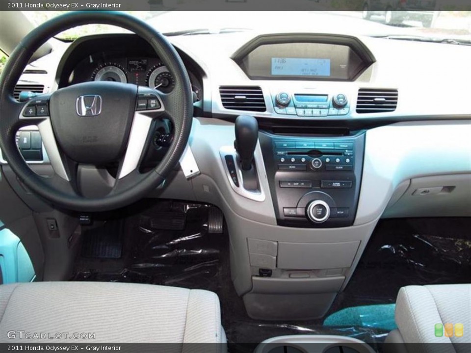 Gray Interior Dashboard for the 2011 Honda Odyssey EX #49628842