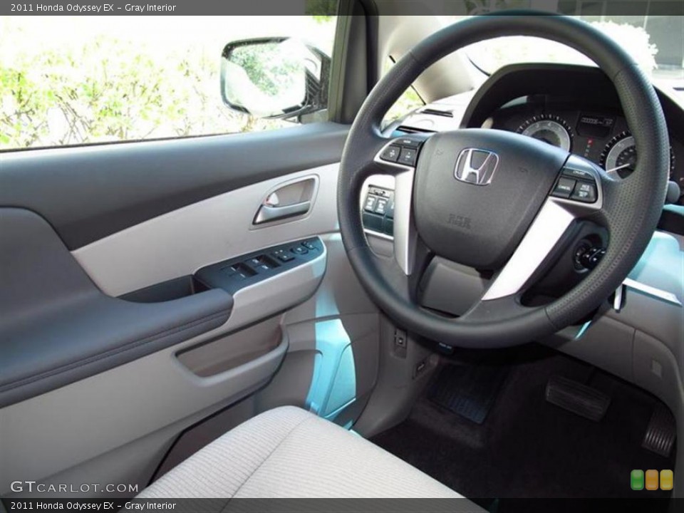 Gray Interior Controls for the 2011 Honda Odyssey EX #49628905