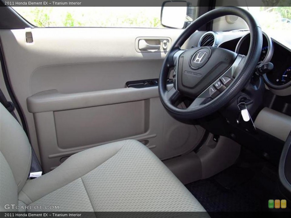 Titanium Interior Photo for the 2011 Honda Element EX #49629025