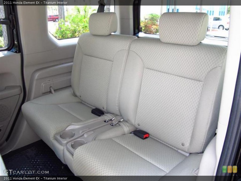 Titanium Interior Photo for the 2011 Honda Element EX #49629034