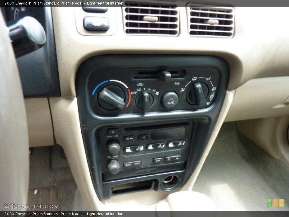 Light Neutral Interior Controls for the 2000 Chevrolet Prizm  #49630397
