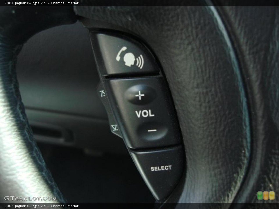 Charcoal Interior Controls for the 2004 Jaguar X-Type 2.5 #49637261