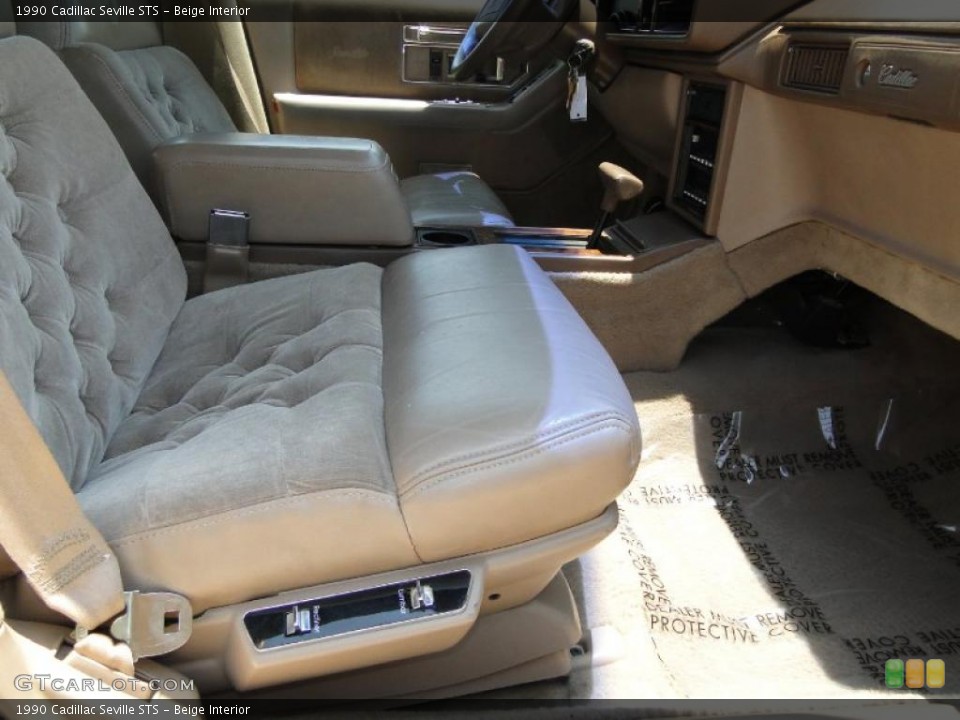Beige Interior Photo for the 1990 Cadillac Seville STS #49647767