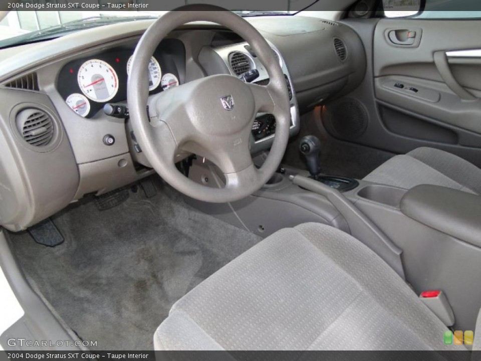 Taupe Interior Photo for the 2004 Dodge Stratus SXT Coupe #49649360