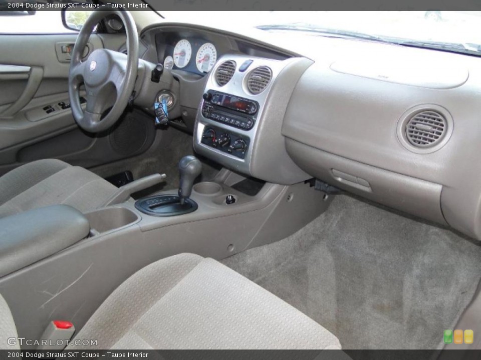Taupe Interior Photo for the 2004 Dodge Stratus SXT Coupe #49649453