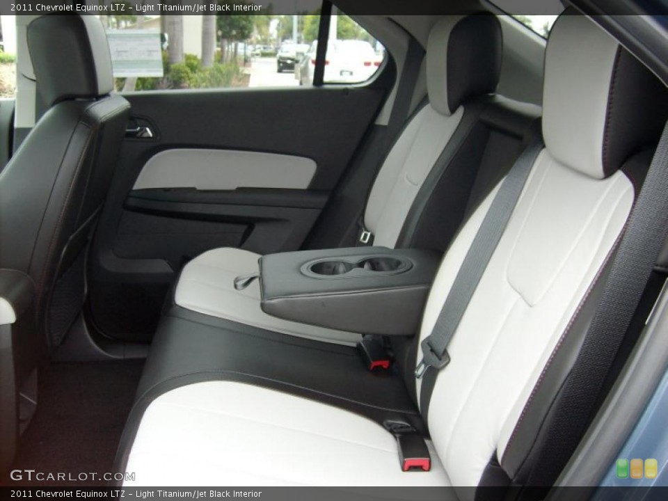 Light Titanium/Jet Black Interior Photo for the 2011 Chevrolet Equinox LTZ #49658998