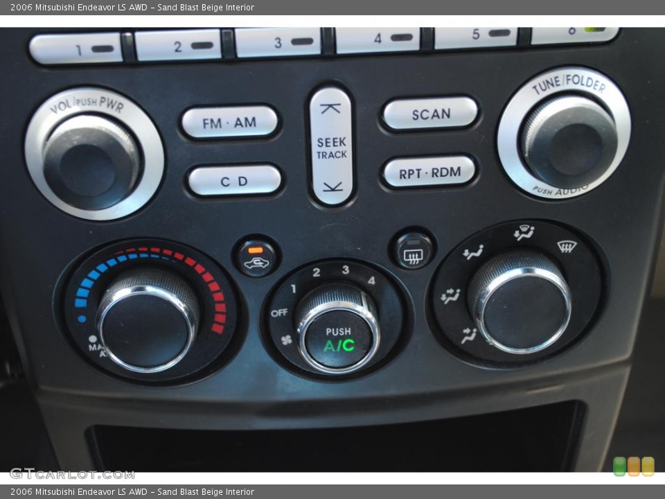 Sand Blast Beige Interior Controls for the 2006 Mitsubishi Endeavor LS AWD #49661617