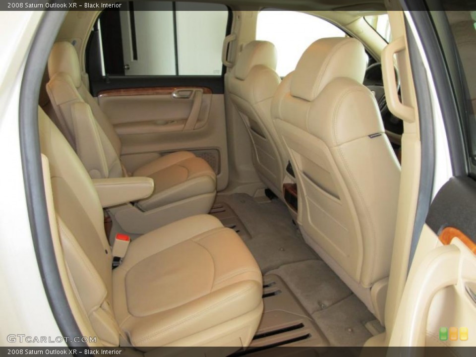 Black Interior Photo for the 2008 Saturn Outlook XR #49665867