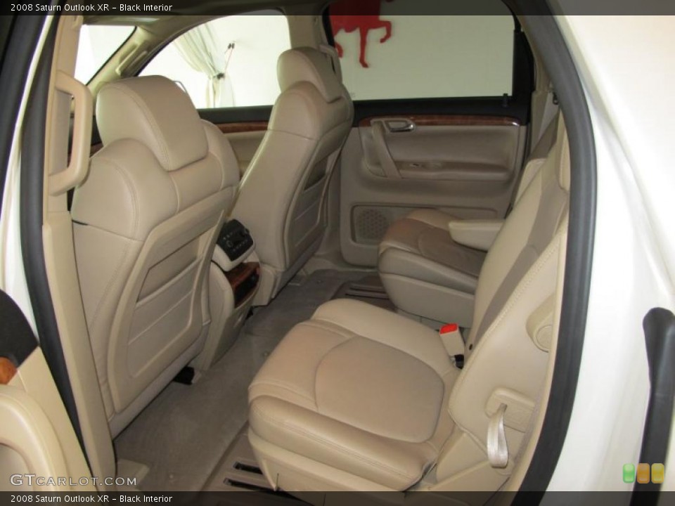 Black Interior Photo for the 2008 Saturn Outlook XR #49665906